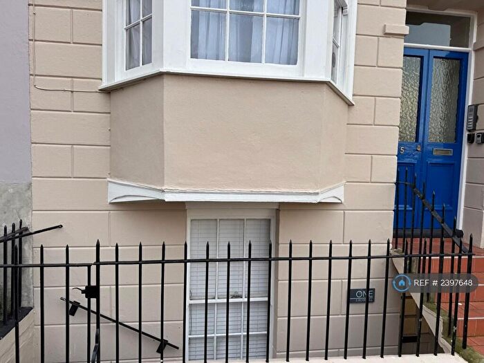 2 Bedroom Flat To Rent In Rose Hill, Ramsgate, CT11