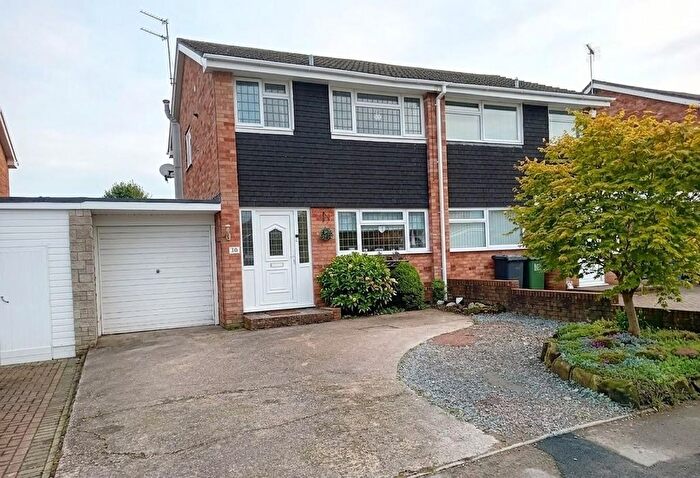 3 Bedroom Property For Sale In Oak Apple Close, Stourport-On-Severn, DY13