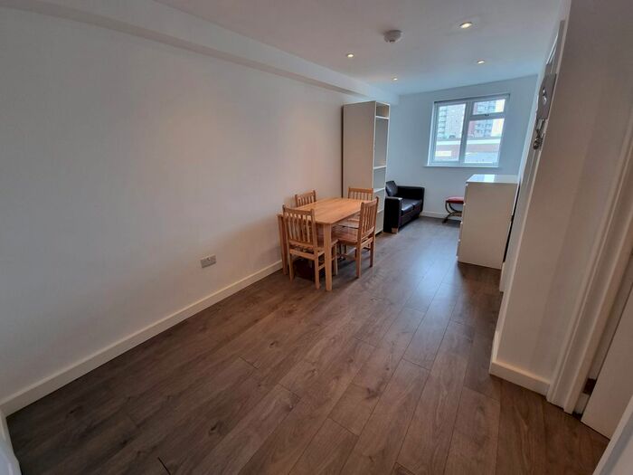 1 Bedroom Flat To Rent In Brent Street, Hendon, London, NW4
