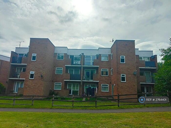 2 Bedroom Flat To Rent In Bracken Crescent, Bishopstoke, Eastleigh, SO50