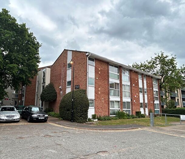 2 Bedroom Flat For Sale In Rolls Court, Inks Green, Highams Park, London, E4