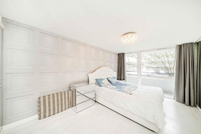 1 Bedroom Flat To Rent In Clipstone Street, Holcroft Court, W1W