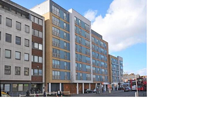 2 Bedroom Flat To Rent In London Road, Croydon, CR0