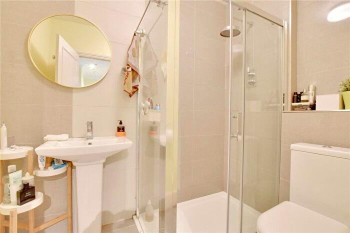 1 Bedroom Apartment For Sale In Shooters Hill Road, Shooters Hill, London, SE18