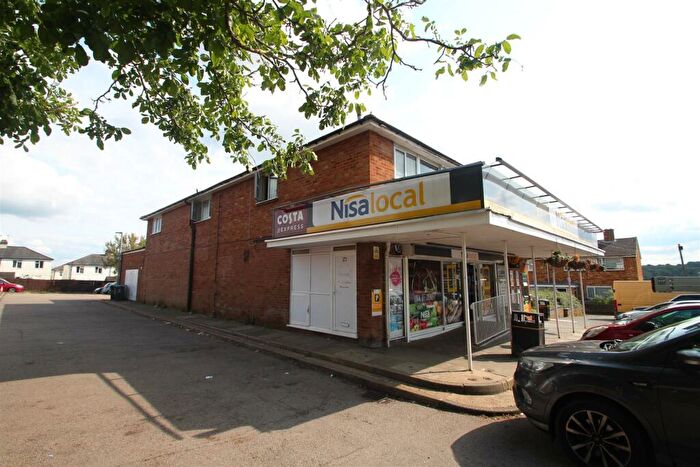 2 Bedroom Flat To Rent In Crabtree Lane, Hemel Hempstead, HP3