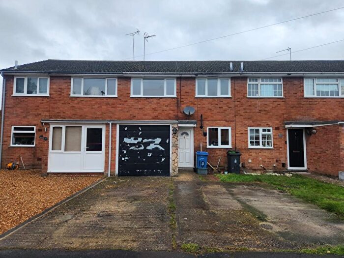3 Bedroom Terraced House To Rent In Selborne Close, Camberley, GU17