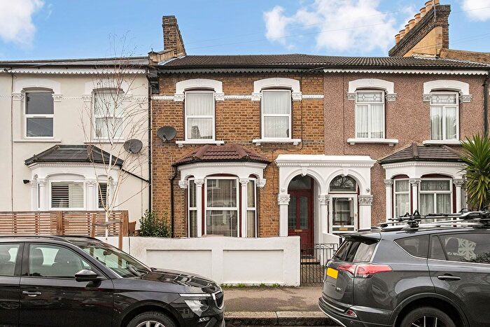 3 Bedroom Terraced House For Sale In St. Georges Road, Leyton, E10