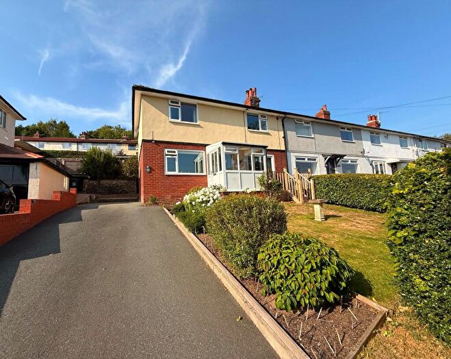3 Bedroom End Of Terrace House For Sale In Warley Wood Avenue, Luddendenfoot, HX2