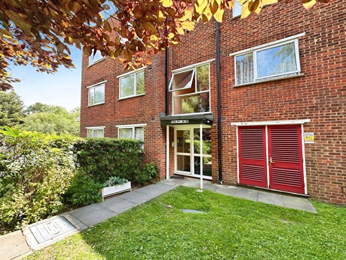 2 Bedroom Apartment To Rent In Crown Walk, Wembley, HA9