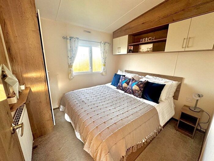 2 Bedroom Park Home For Sale In Bridgerule, Holsworthy, EX22