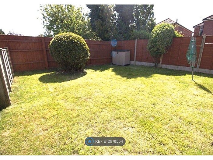 2 Bedroom Flat To Rent In Orcheston Road, Bournemouth, BH8