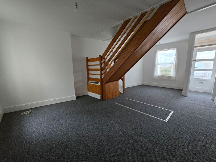 2 Bedroom End Terrace House To Rent In Tower Hamlets Road, Dover, CT17