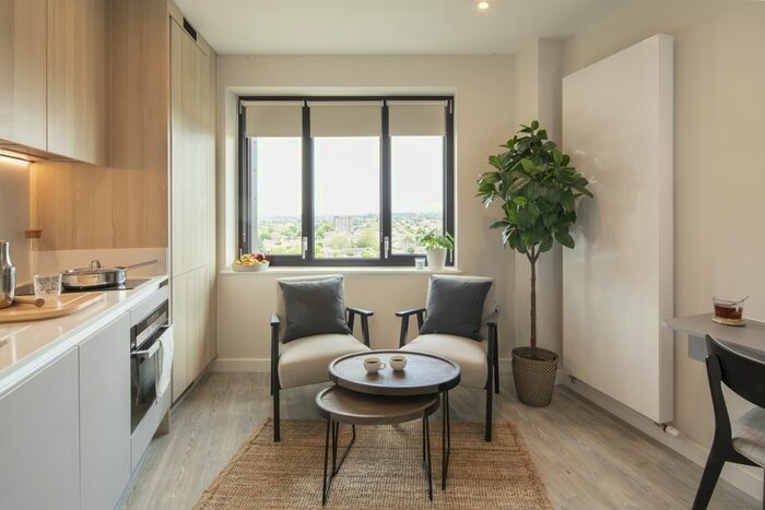 Studio To Rent In College Road, Croydon, CR0