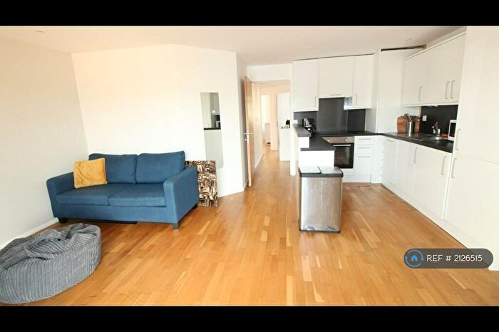 2 Bedroom Flat To Rent In Shackleton House, London, NW1