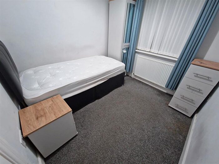 1 Bedroom Property To Rent In Windy Nook Road, Gateshead, NE9