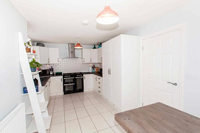4 Bedroom Detached House For Sale In Meadows Walk, Clowne, S43
