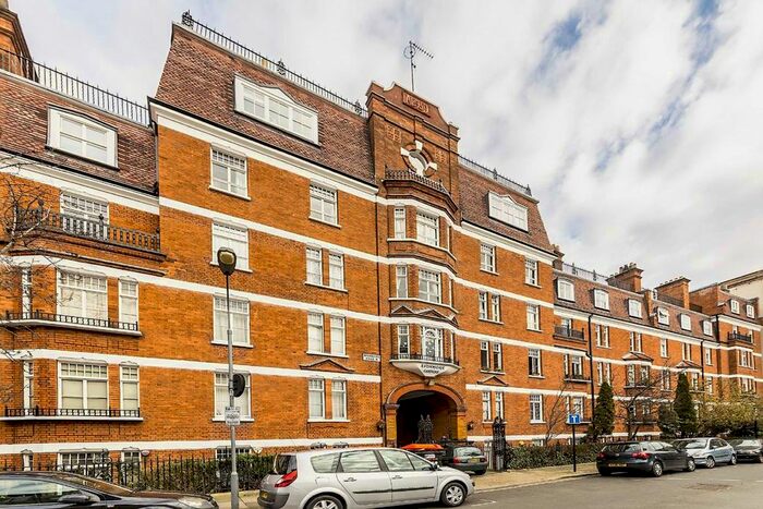 2 Bedroom Flat To Rent In Avonmore Gardens, London, W14
