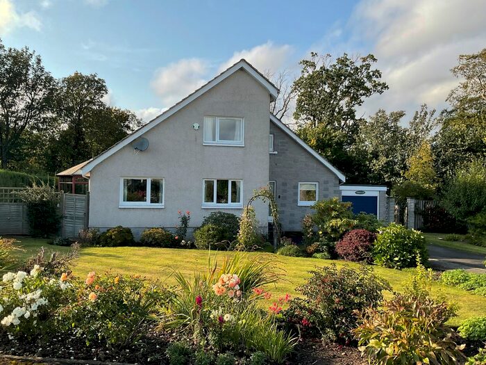 4 Bedroom Detached House For Sale In Pinnaclehill Park, Kelso, TD5