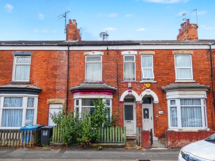 2 Bedroom Terraced House For Sale In Mersey Street, Hull, North Humberside, HU8