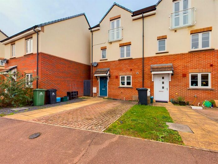 3 Bedroom Terraced House To Rent In Par Four Lane, Lydney, GL15