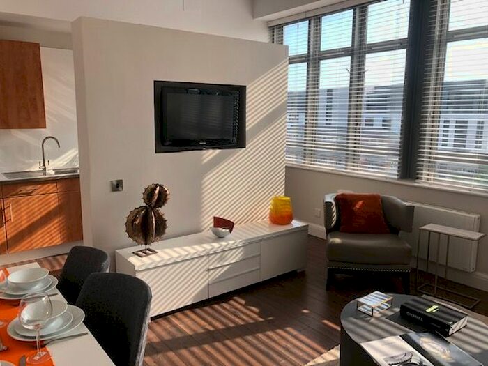 2 Bedroom Flat To Rent In City Road, Old Street, London, EC1V