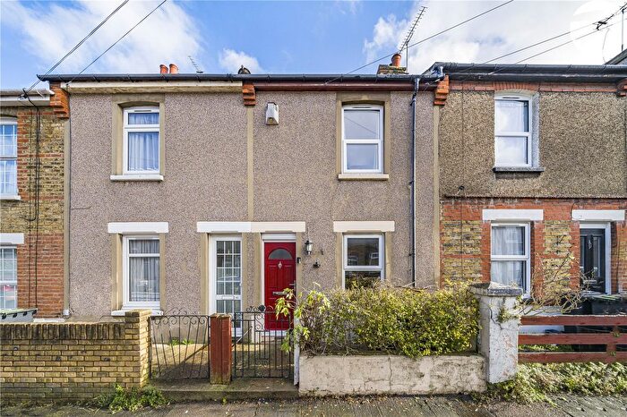 2 Bedroom Terraced House For Sale In Mead Road, Gravesend, Kent, DA11