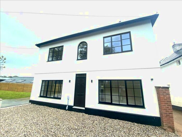 4 Bedroom House For Sale In Attwells Court, Exeter, EX4