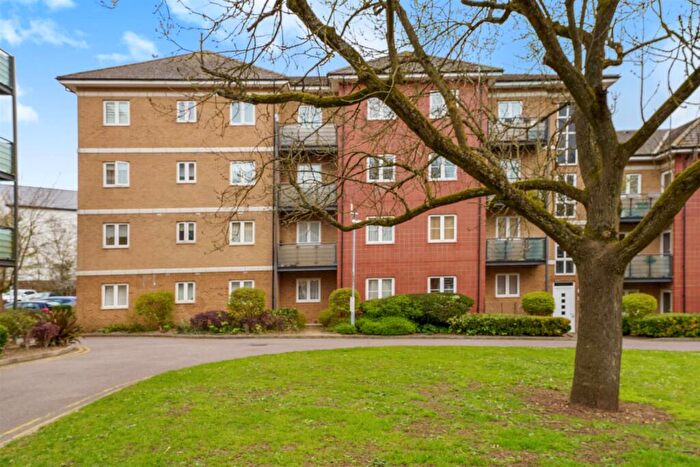 2 Bedroom Apartment For Sale In The Parklands, LU5