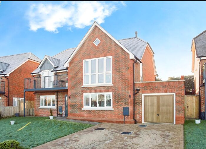 4 Bedroom Detached House For Sale In Uphill, Porton, Salisbury, SP4