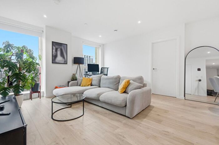 2 Bedroom Flat For Sale In Falconbrook Gardens, Canning Town, E16