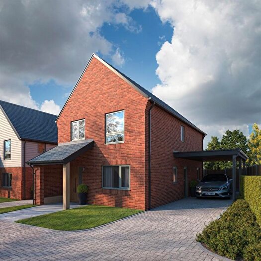 3 Bedroom Detached House For Sale In Paddock Row, Great Dunmow, CM6