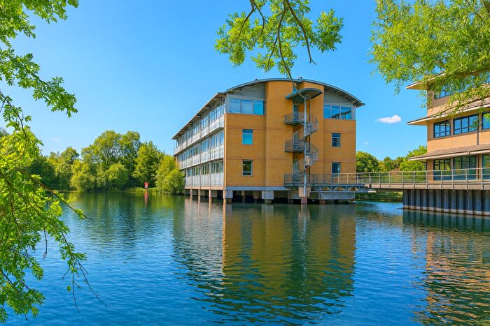 1 Bedroom Flat To Rent In Lakeside East, The Causeway, Staines-Upon-Thames, TW18
