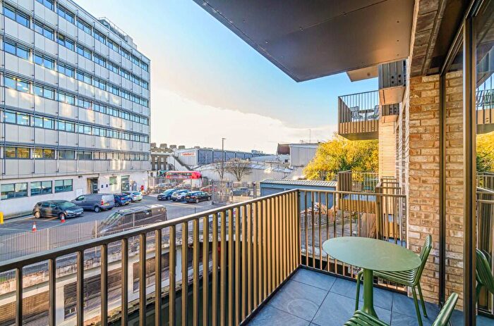 2 Bedroom Flat To Rent In Camden Street, London, NW1