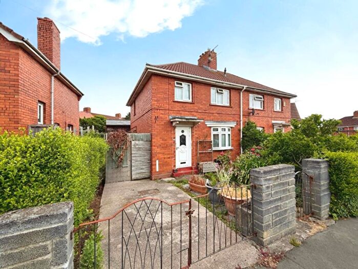 3 Bedroom Semi Detached House For Sale In Bideford Crescent, Bristol, BS4