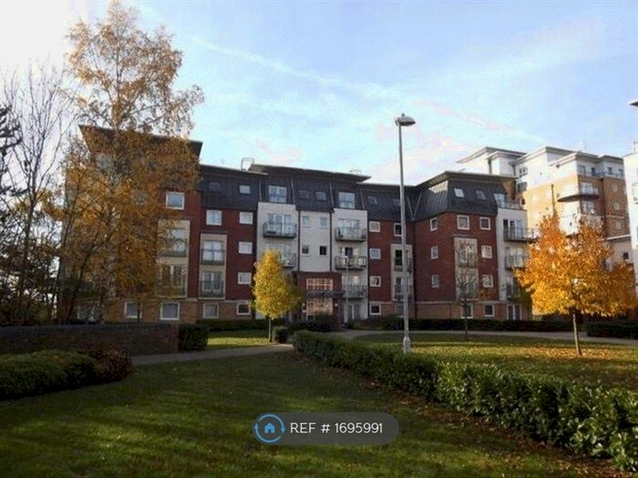 2 Bedroom Flat To Rent In Winterthur Way, Basingstoke, RG21