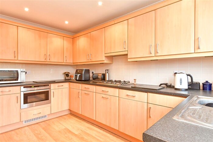 3 Bedroom Detached Bungalow For Sale In Bumbles Close, Rochester, Kent, ME1