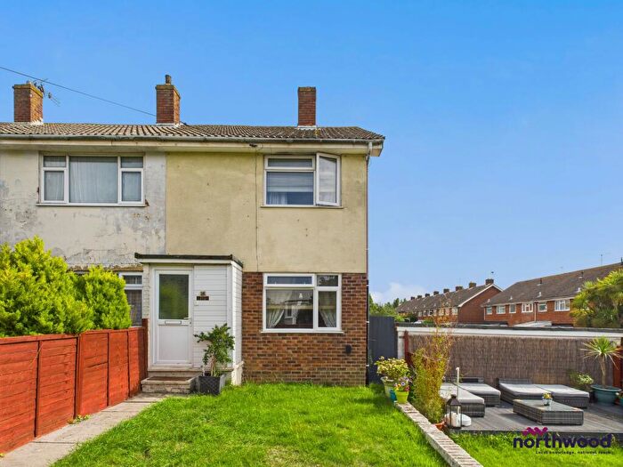2 Bedroom Terraced House To Rent In Percival Road, Hampden Park, Eastbourne, BN22