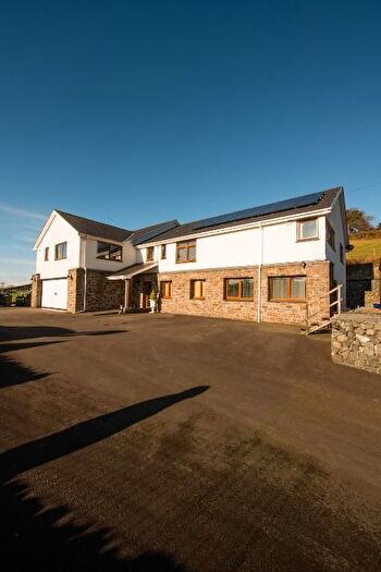 5 Bedroom Detached House For Sale In Llanfihangel-Y-Creuddyn, Aberystwyth, SY23