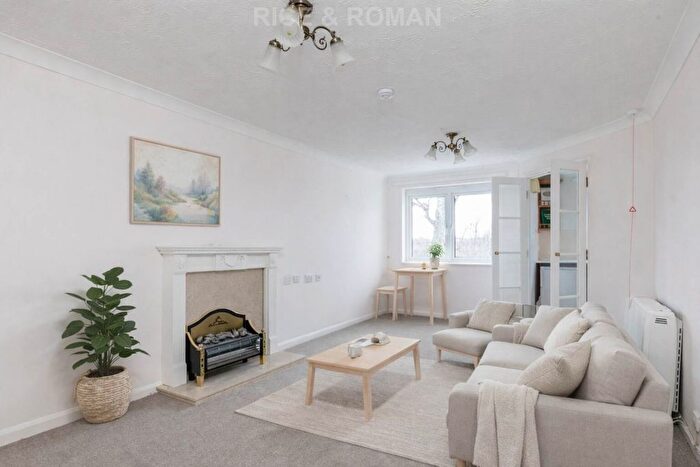 1 Bedroom Flat To Rent In Bentley Court, Upper Gordon Road, Camberley, GU15