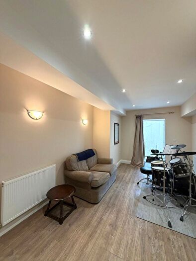 1 Bedroom Flat To Rent In Lansdowne Place, Hove, BN3