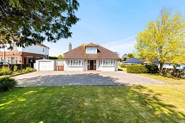 4 Bedroom Detached House For Sale In Archers Court Road, Whitfield, Dover, CT16