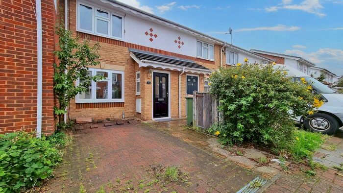 2 Bedroom Property To Rent In Vicarage Road, Stratford, E15