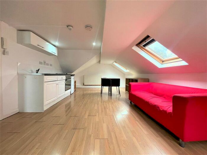 Studio To Rent In Hillfield Road, London, NW6