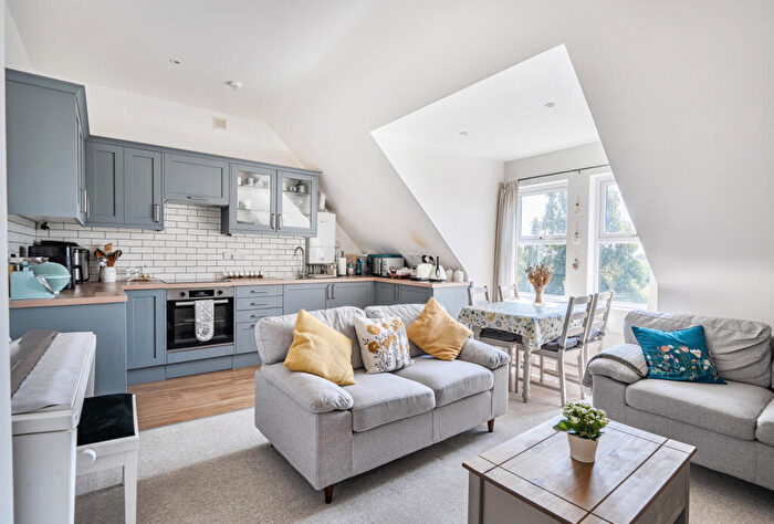 1 Bedroom Apartment For Sale In North Road, Combe Down, Bath, Somerset, BA2