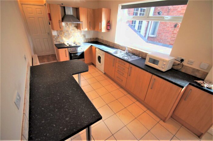 4 Bedroom Terraced House To Rent In Kingsway, Stoke, Coventry, CV2