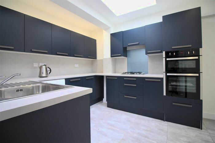 3 Bedroom Maisonette To Rent In Laburnum Grove, Southall, Middlesex, UB1