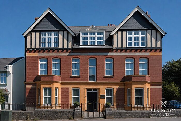 2 Bedroom Flat For Sale In Milehouse Road, Plymouth, Devon, PL3