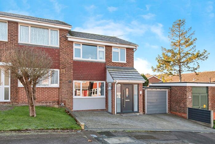3 Bedroom Semi Detached House For Sale In Aintree Road, Royston, SG8