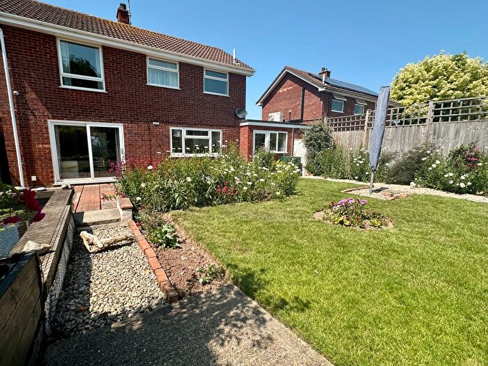 3 Bedroom Link Detached House For Sale In Church Close, Stoke St. Gregory, Taunton, TA3