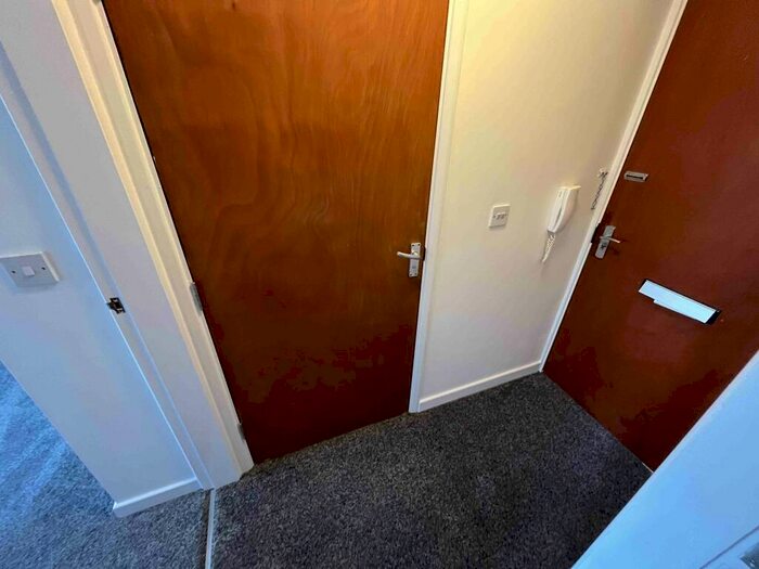 1 Bedroom Flat To Rent In Friars Court, Meadow Street, CV11